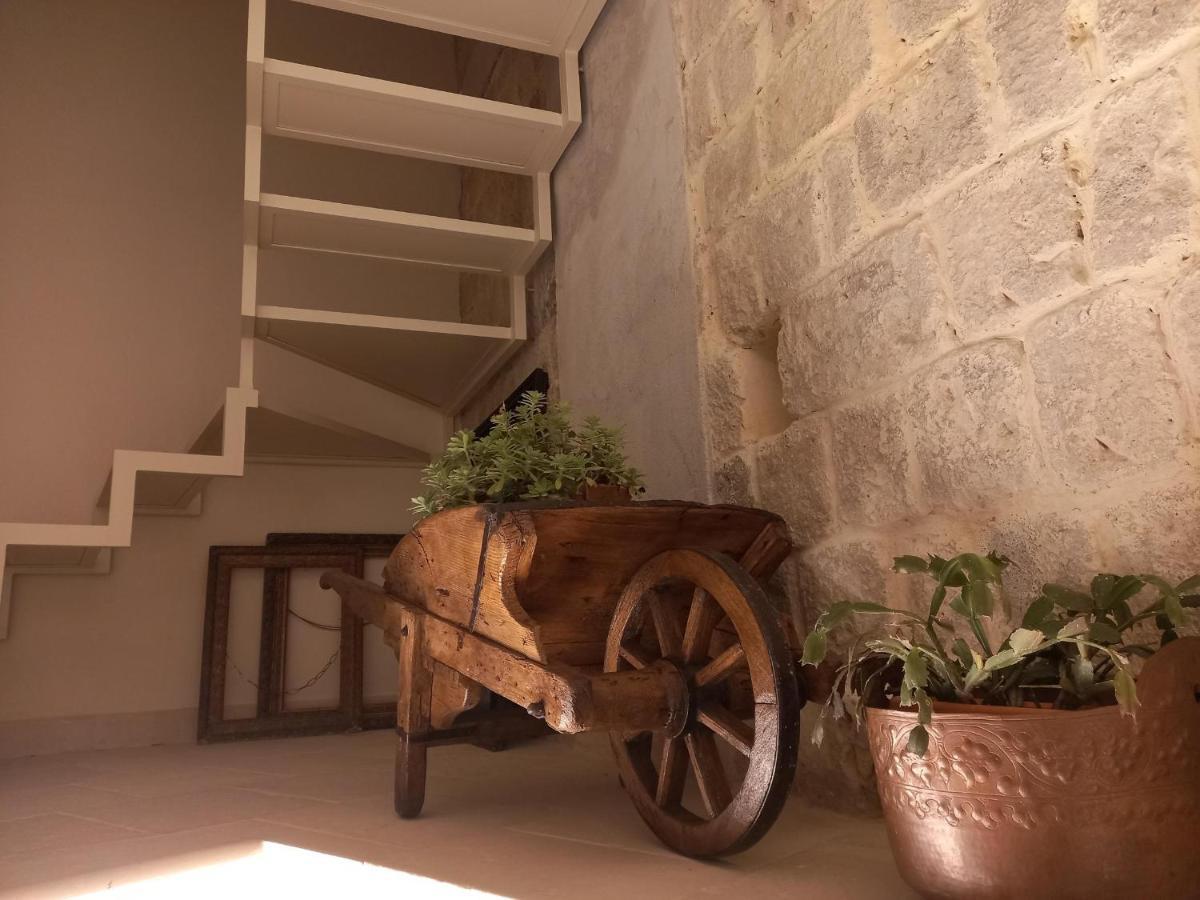 Le Petit Palais - Bed & Breakfast *