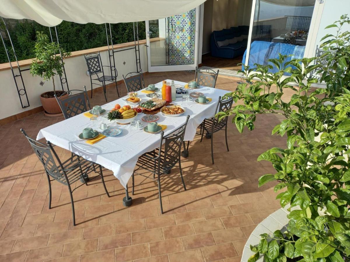 Bed & Breakfast Le Petit Palais - Napels